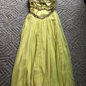 Prom dress